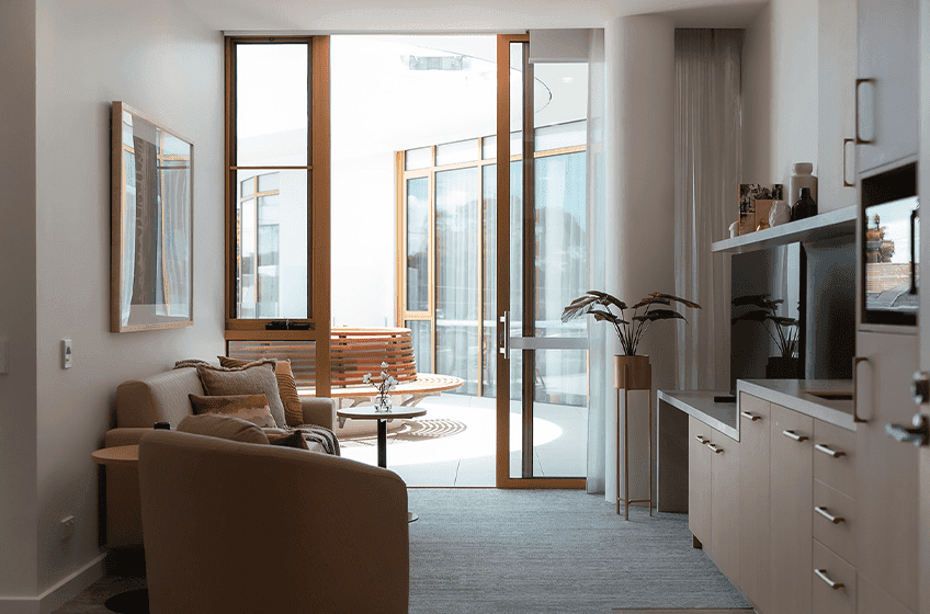 Suite to Balcony_Tile