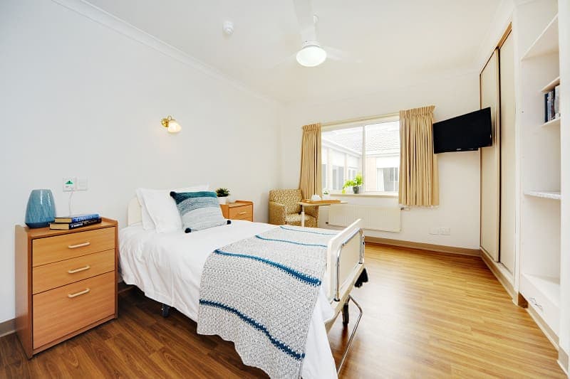 The Belmont Classic Room