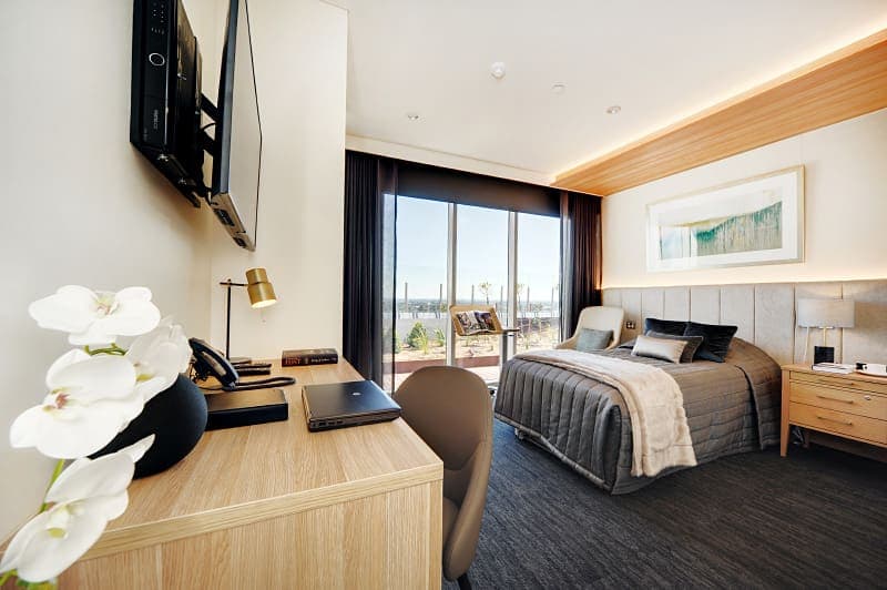 Clifton Hill Bedroom & Desk Angle