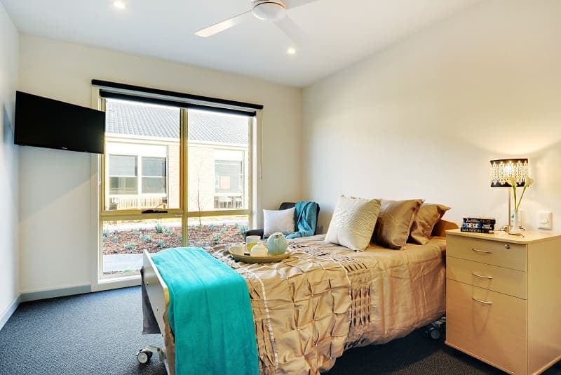 Homewood Room Right Angle