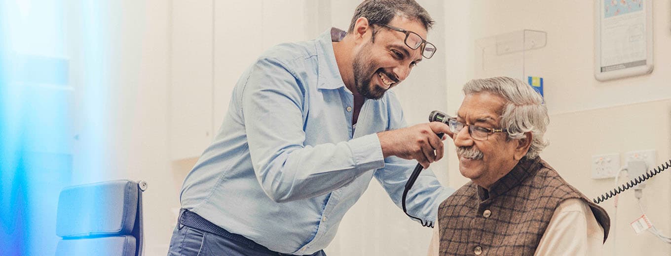medical_centre_dr_ear_recrop